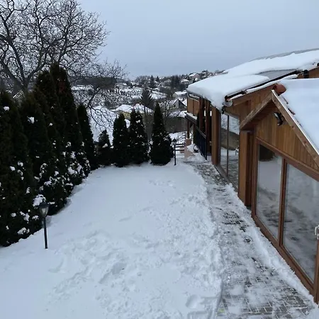 Oeskarszt Appartement Urkut