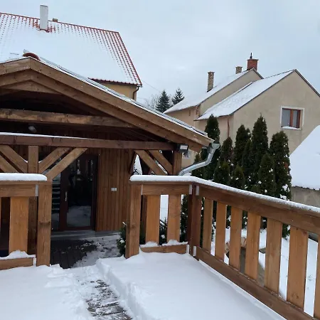 Oeskarszt Apartment *